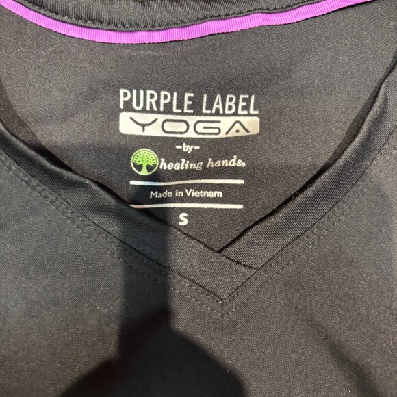 Healing Hands Purple Label Yoga Scrub Top Black S | Stretch Moisture-Wicking - Picture 2 of 6